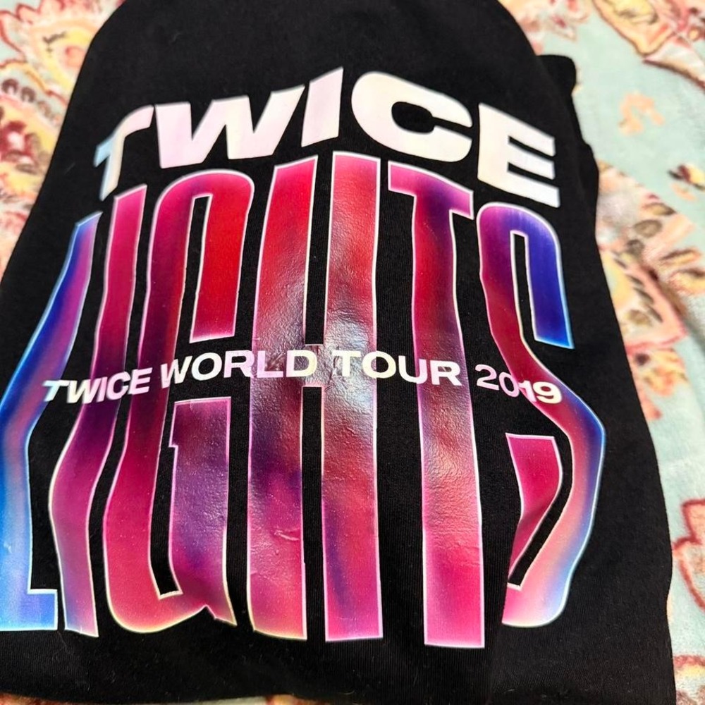 Black and multi-coloured Twice‎ World Tour 2019 Hoodie
